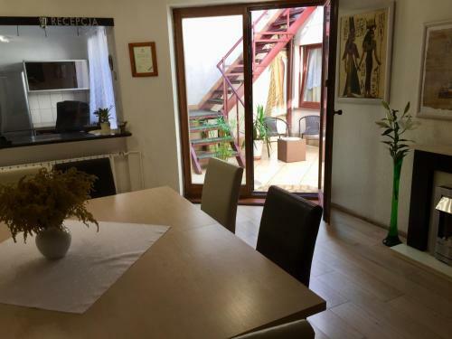 Hostal A-piramida