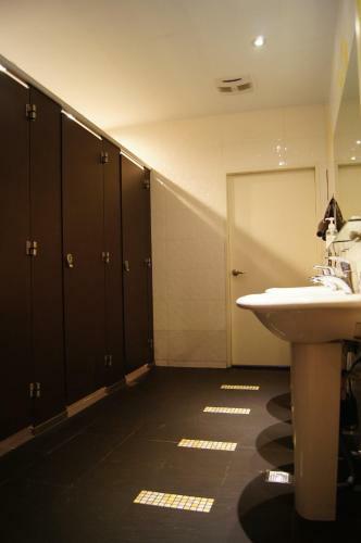 Homey Hostel