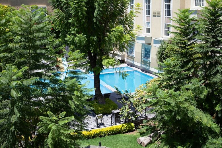 Plaza Camelinas Hotel