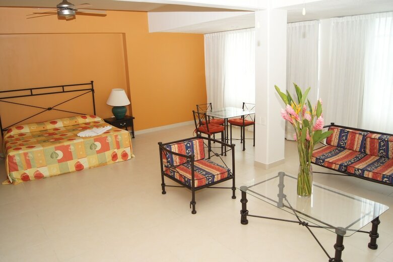 Hotel Miraflores