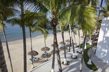 Hotel Vista Vallarta All Suites On The Beach