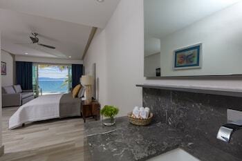 Hotel Vista Vallarta All Suites On The Beach