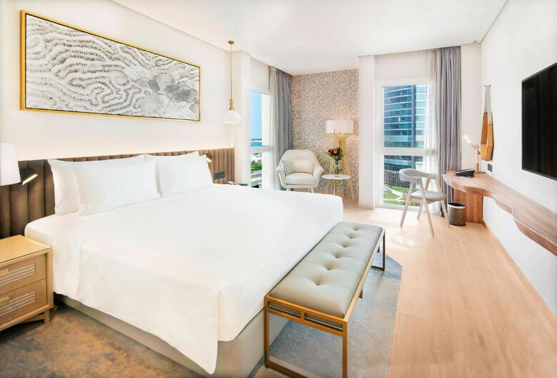 Radisson Blu Hotel & Resort, Abu Dhabi Corniche