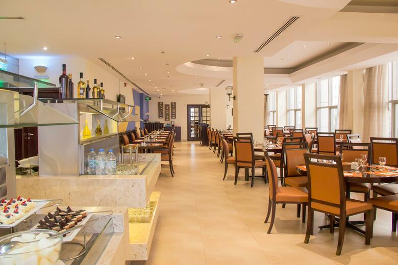 Hotel Al Diar Sands