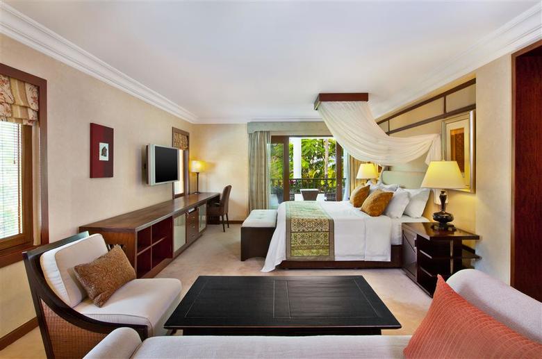 Hotel Laguna Resort And Spa