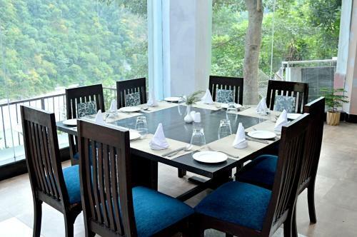 Hotel Raga On The Ganges-an Amritara Private Hideaway