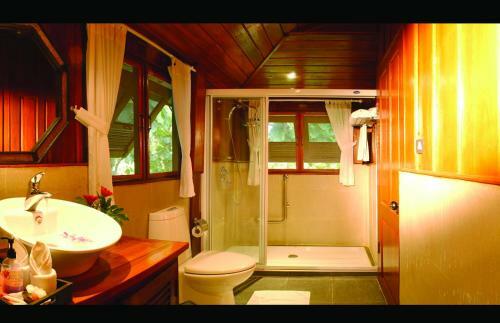 Hotel Fueng Fah Riverside Gardens Resort
