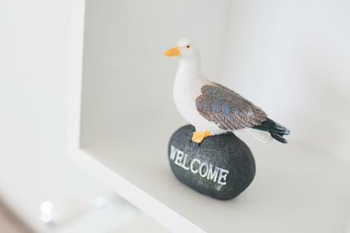 Larus Waterfront Cottage