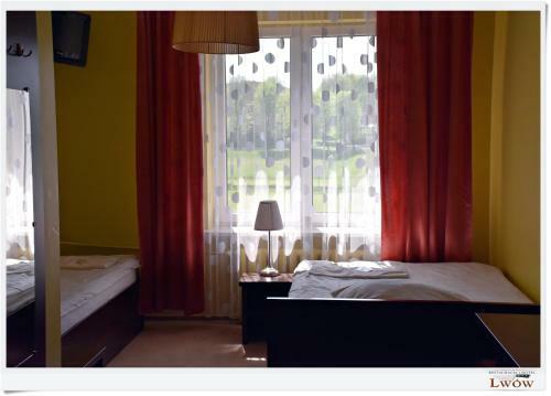 Hostal Lw�w