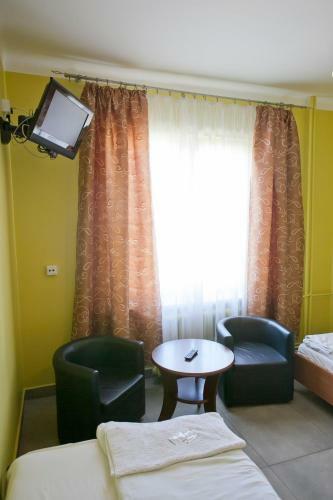 Hostal Lw�w