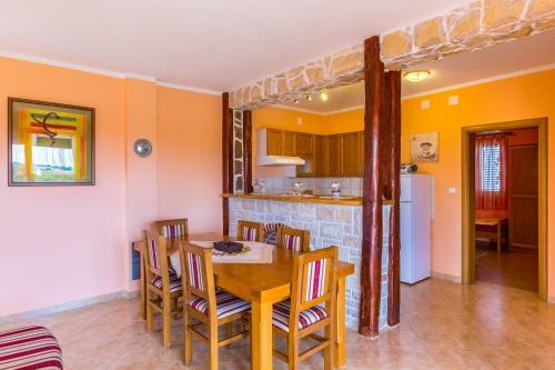 Apartments Villa Orange