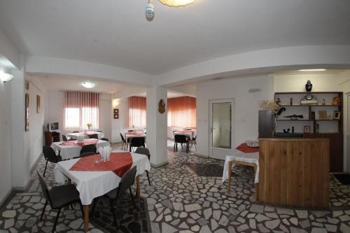 Hostal Pensiunea Pui De Urs Sirnea