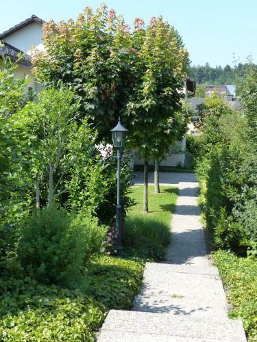 Hostal G�stehaus Nidelbad
