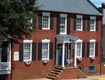 Holladay House Bed And Breakfast