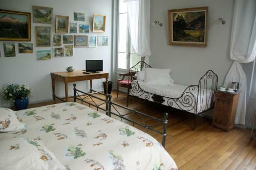 Hostal Villa Roassieux