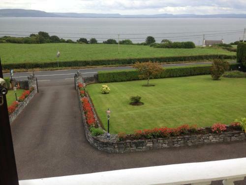 Seawater View Bed And Breakfast