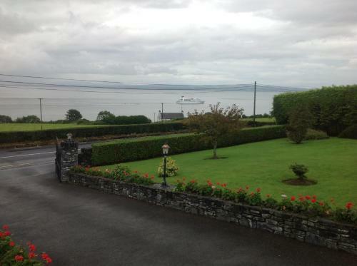 Seawater View Bed And Breakfast