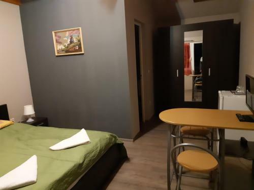 Hostal Z Fogad�