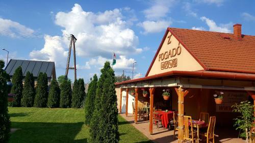 Hostal Z Fogad�