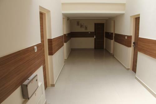 Hotel Grand Bee