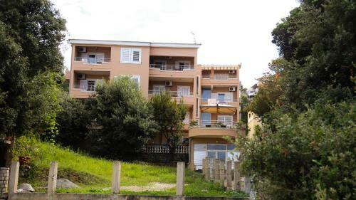 Apartments Mi?ko