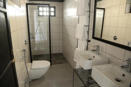 Hostal Little Garden Guest House