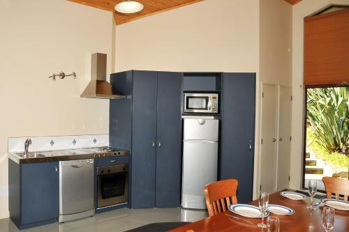 Castaways Lodge