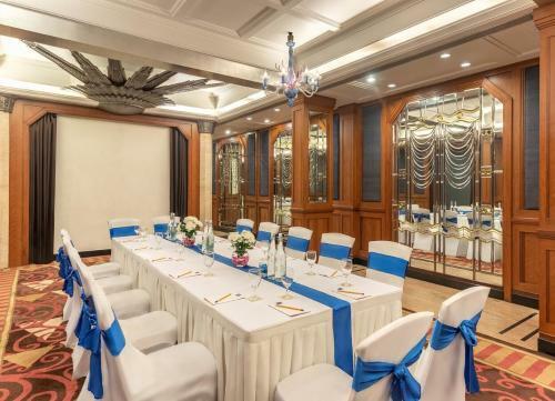 Hotel Ritz Inn