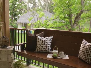 Hotel Bangsak Village