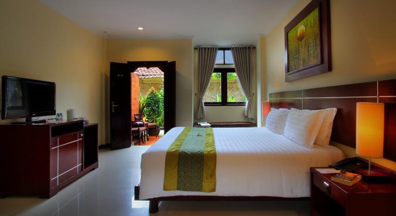 Hotel Adi Dharma Cottages
