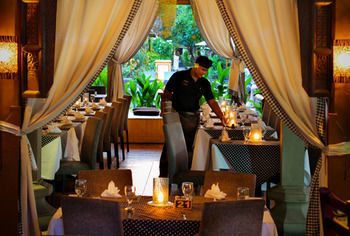 Hotel Adi Dharma Cottages