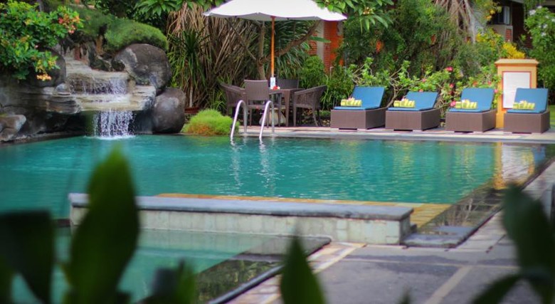 Hotel Adi Dharma Cottages