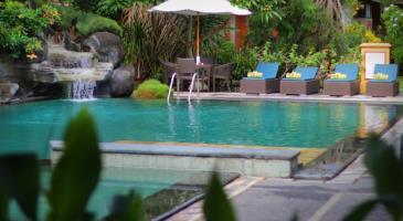 Hotel Adi Dharma Cottages