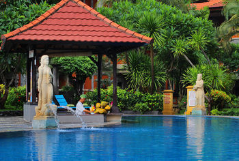 Adi Dharma Hotel