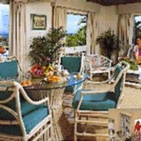 Hotel Doctors Cave Beach