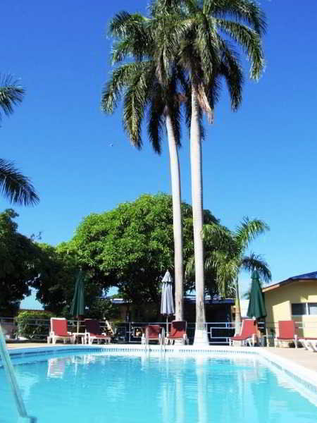 Hotel Toby's Resort