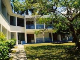 Hotel Toby's Resort