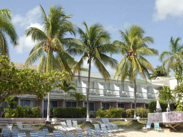 Shaw Park Beach Hotel & Spa