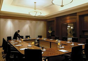 Hotel Shangri-la