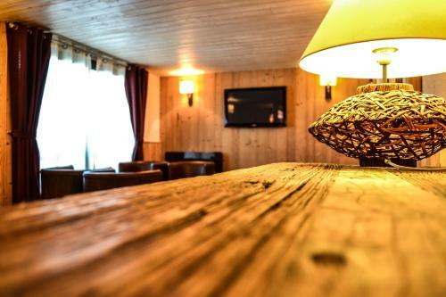 Hotel H�tel Neste De Jade
