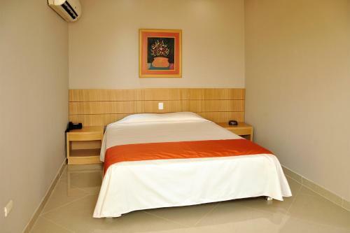 Gold Center Hotel