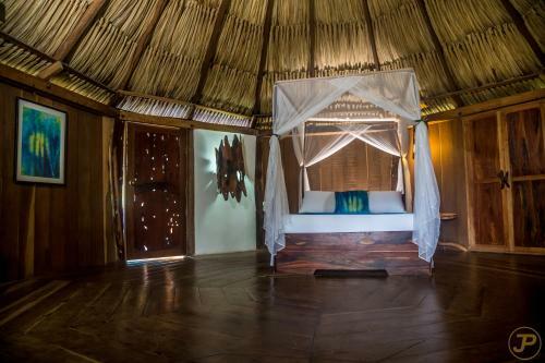 Playa La Roca Ecohotel