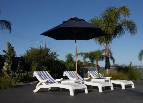 Motel Oasis