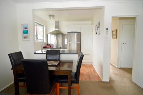 Roslyn Apartments