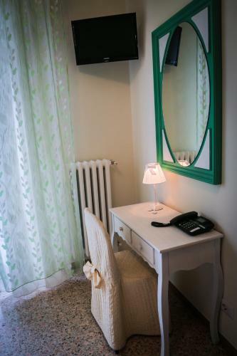Hotel Ausonia