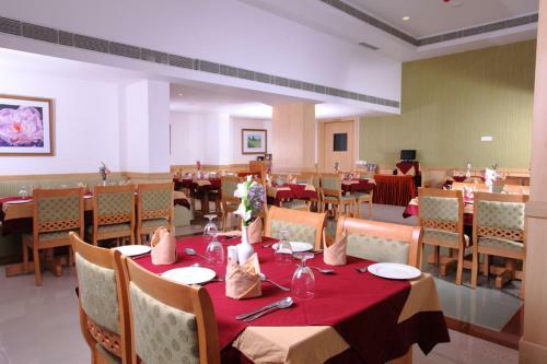 Hotel Pooram International