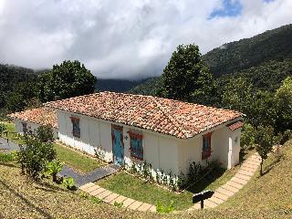 Bed & Breakfast Dantica Cloud Forest Lodge