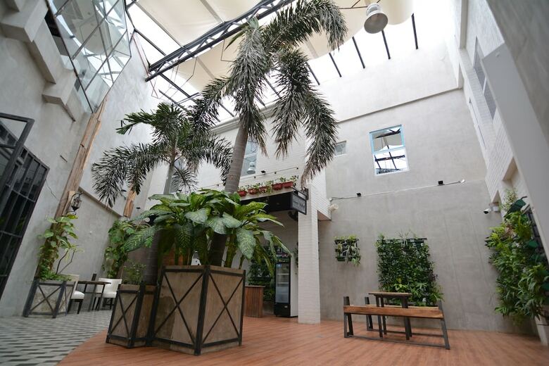 Viven Hotel