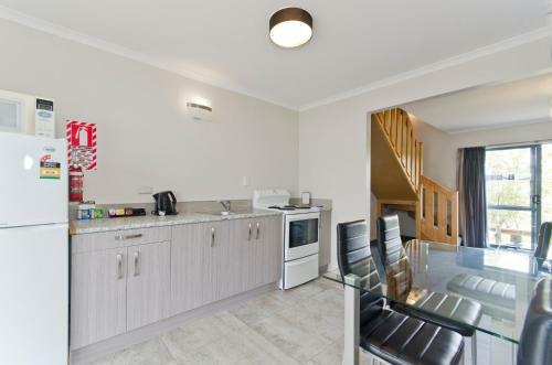Matakana Motel