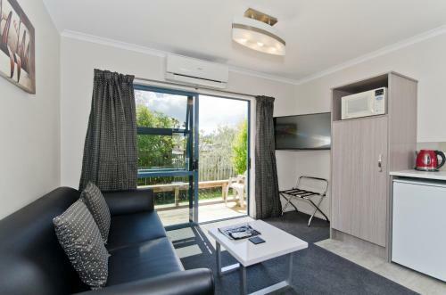 Matakana Motel